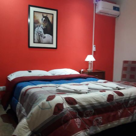 Habitaciones Brisa 萨尔塔 外观 照片